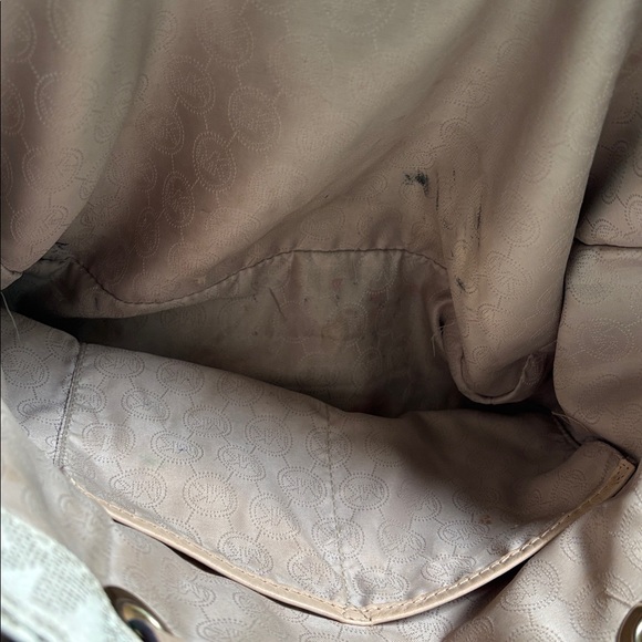 Michael Kors Cream and Tan Tote Bag EUC - Picture 4 of 6